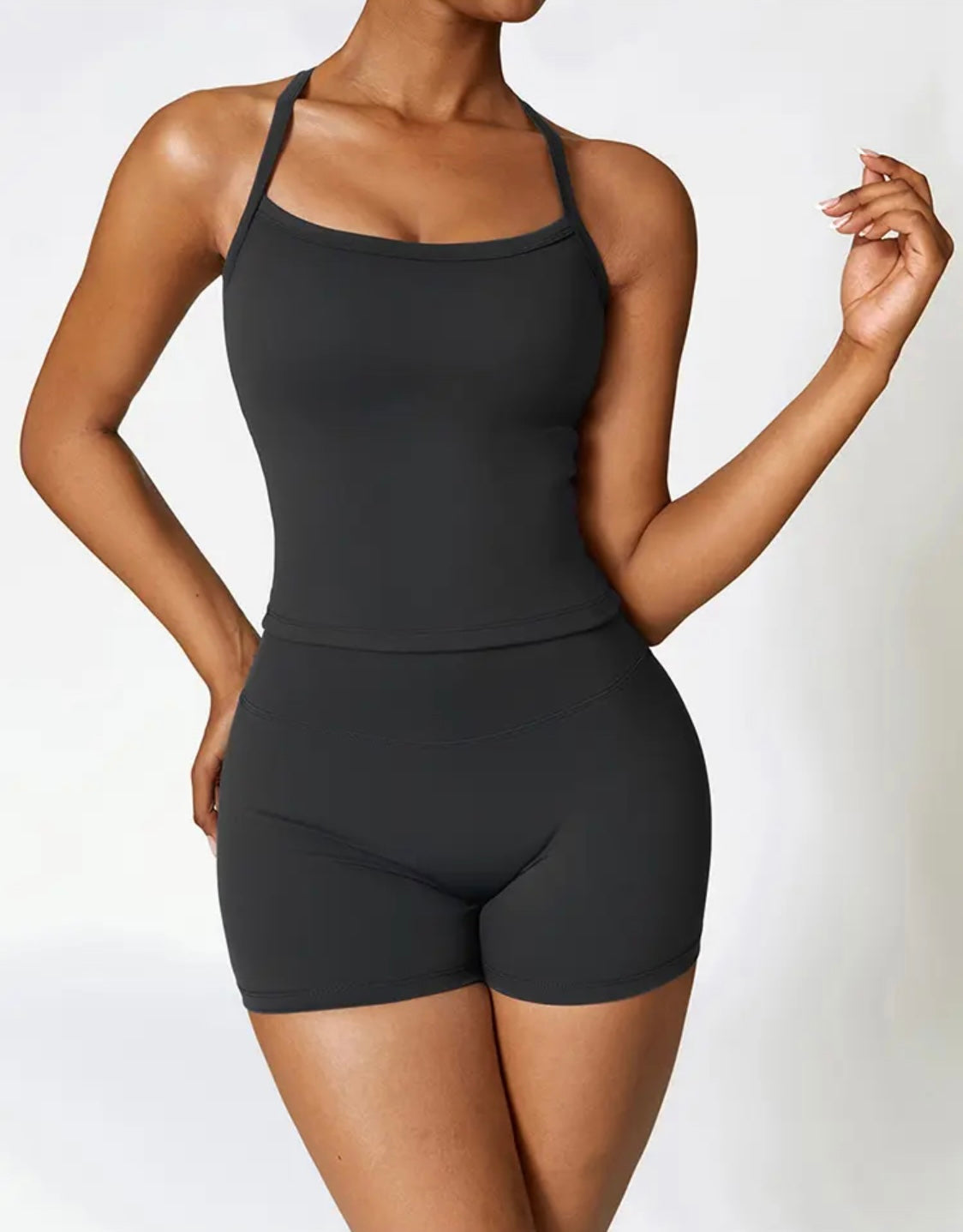 Form Short / Black