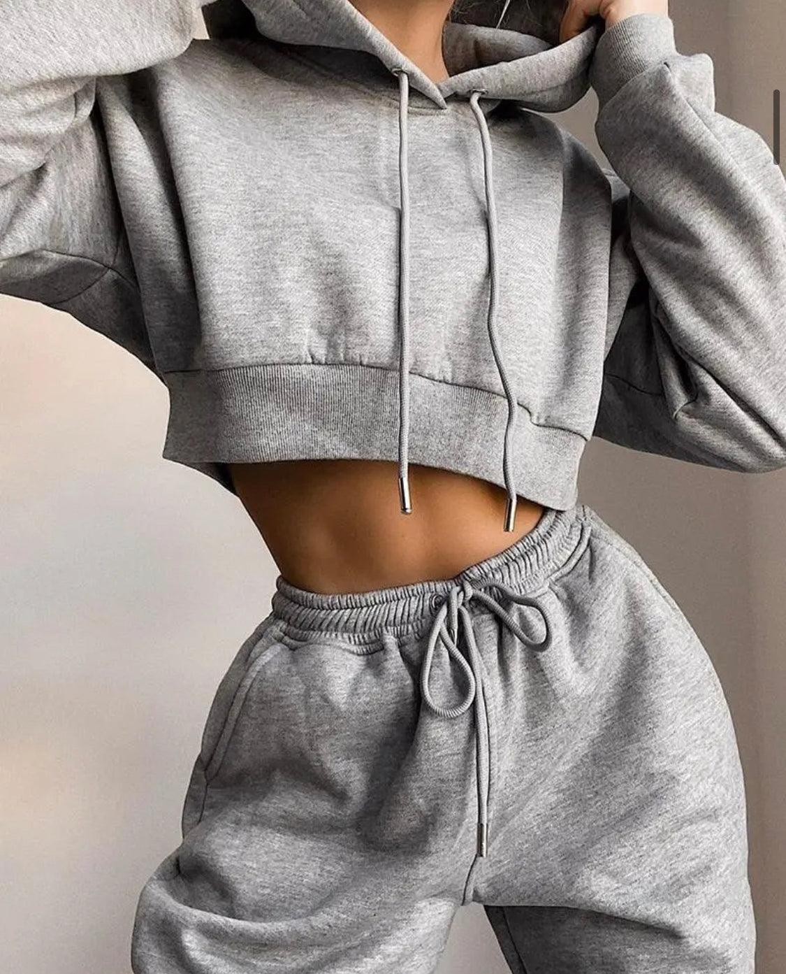 Cropped Jumper & Jogger Set - CAARDEO Active